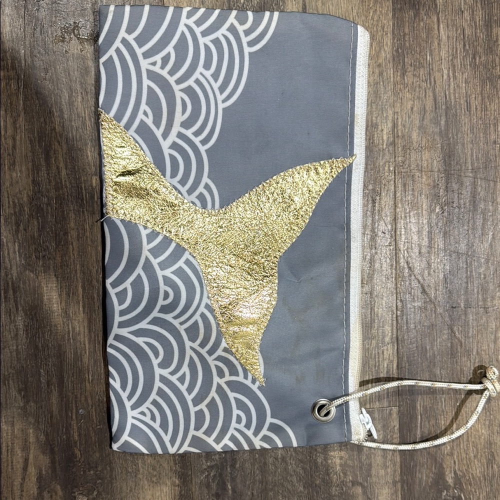 Gray and Gold Whale Tail Clutch
